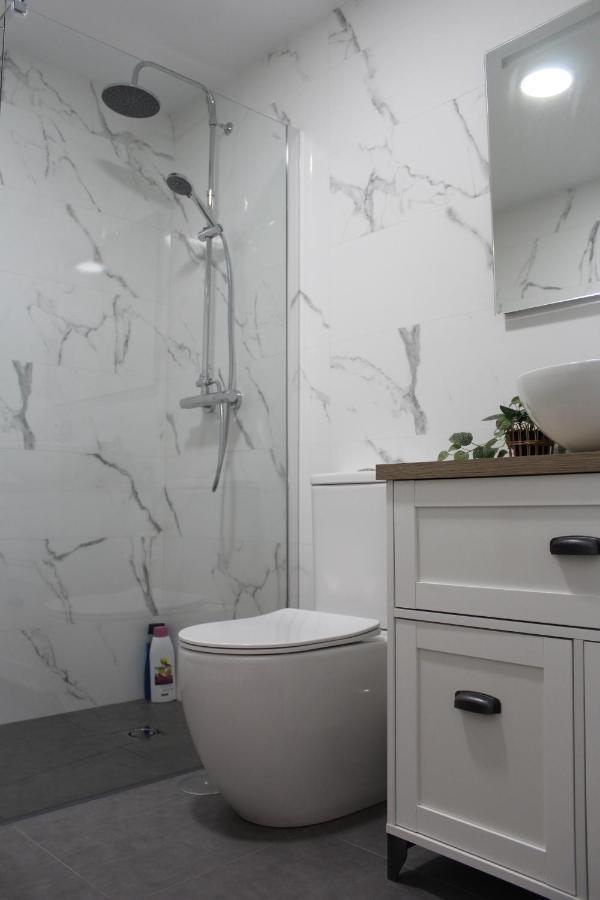Beautiful Brand New 2 Bedroom Flat With Terrace Malaga Zewnętrze zdjęcie
